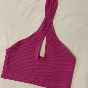 HALTER SEAMLESS
